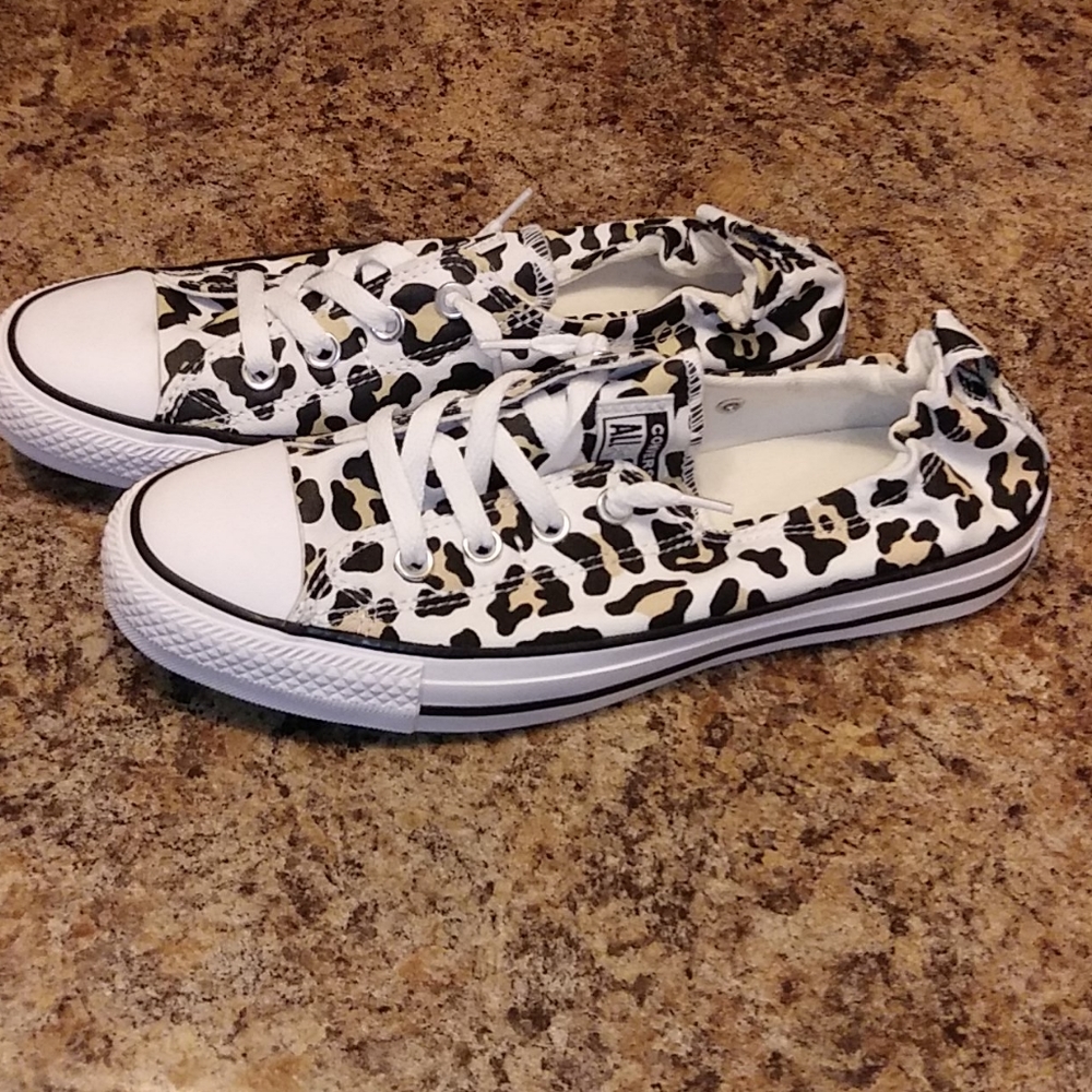 Brand new 🐆 leopard converse
